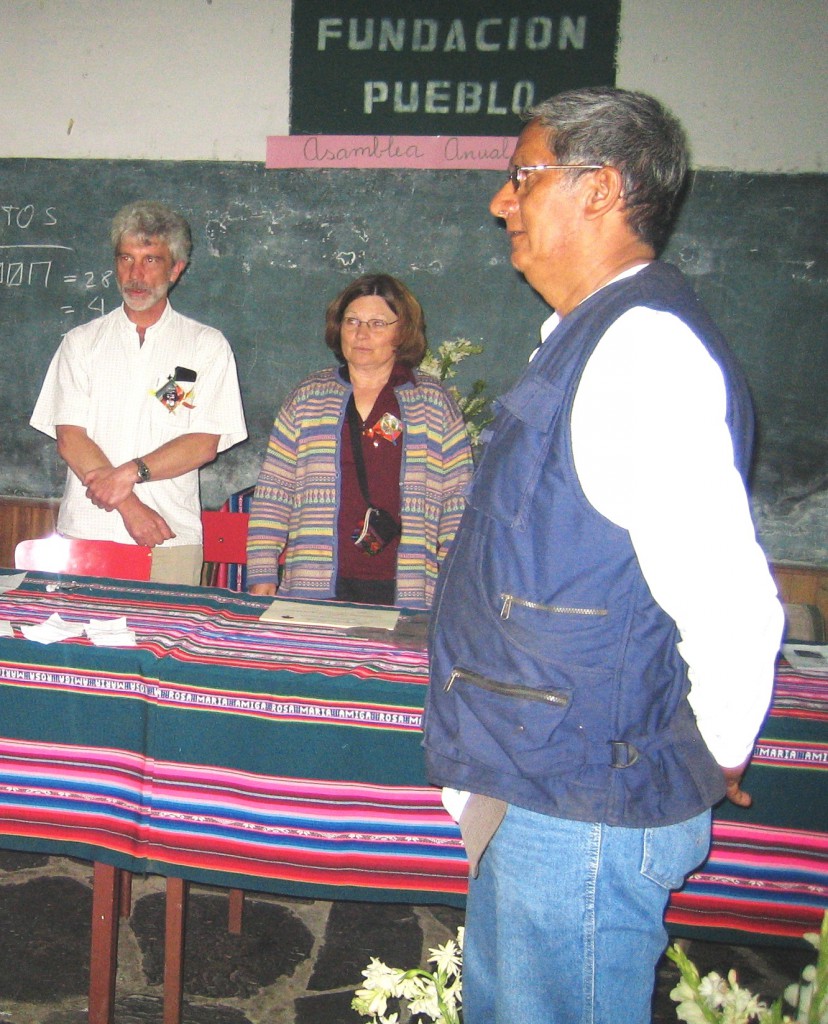 Der Gesamtvorstand der Stiftung bei der Vollversammlung in Yanacachi