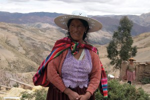 (Español) "El trabajar en el hospedaje como anfitriona me ayudado a mantener a mi familia." Virginia Mitma, Comunidad de Uyuni.