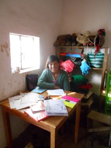 (Español) "Gracias al hospedaje puedo seguir estudiando." Becada Virginia Calani Cira, de la comunidad de Machaya Cala, asiste al Núcleo Educativo de Uyuni.